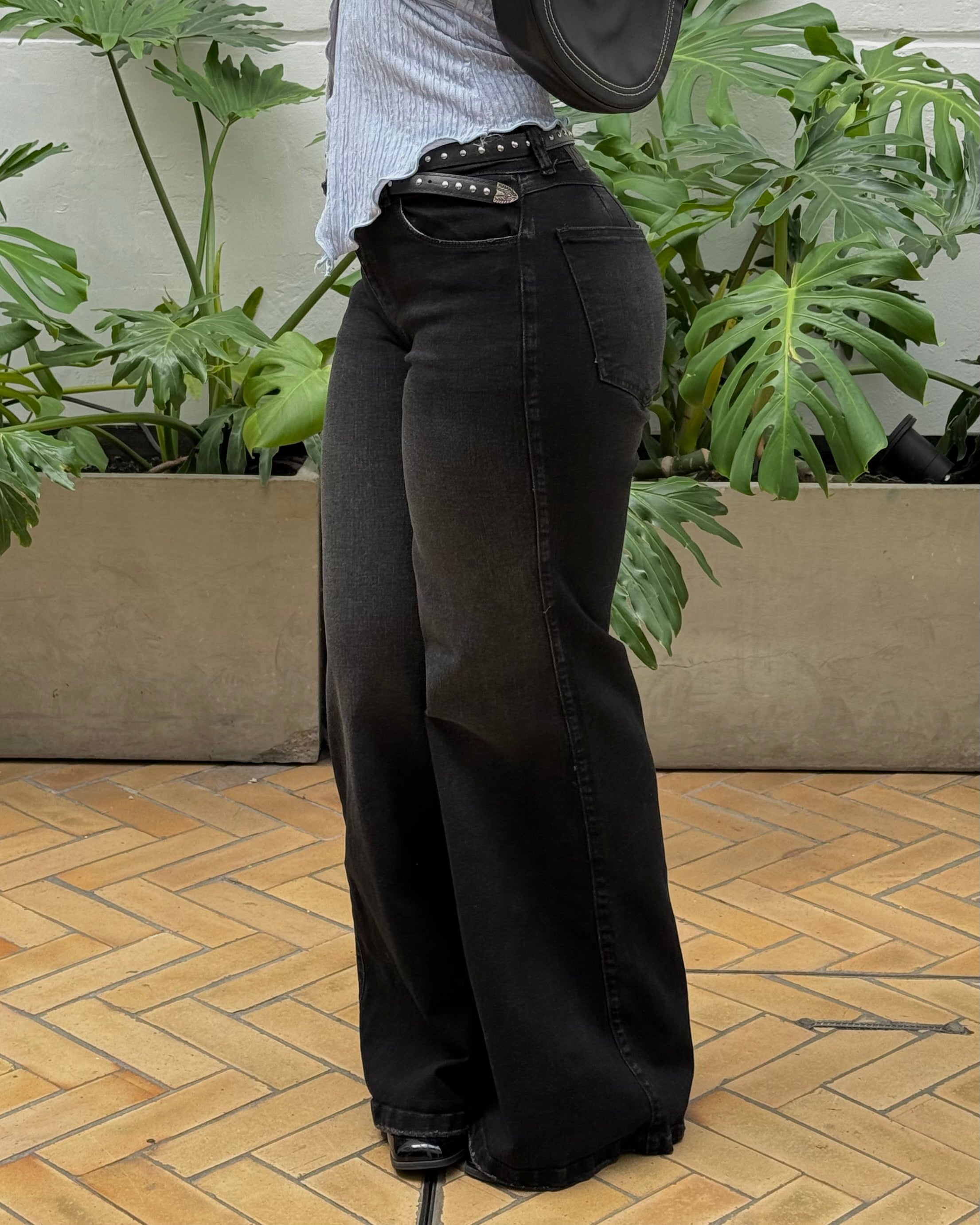 Flare Jeans Negro - Mid Waist