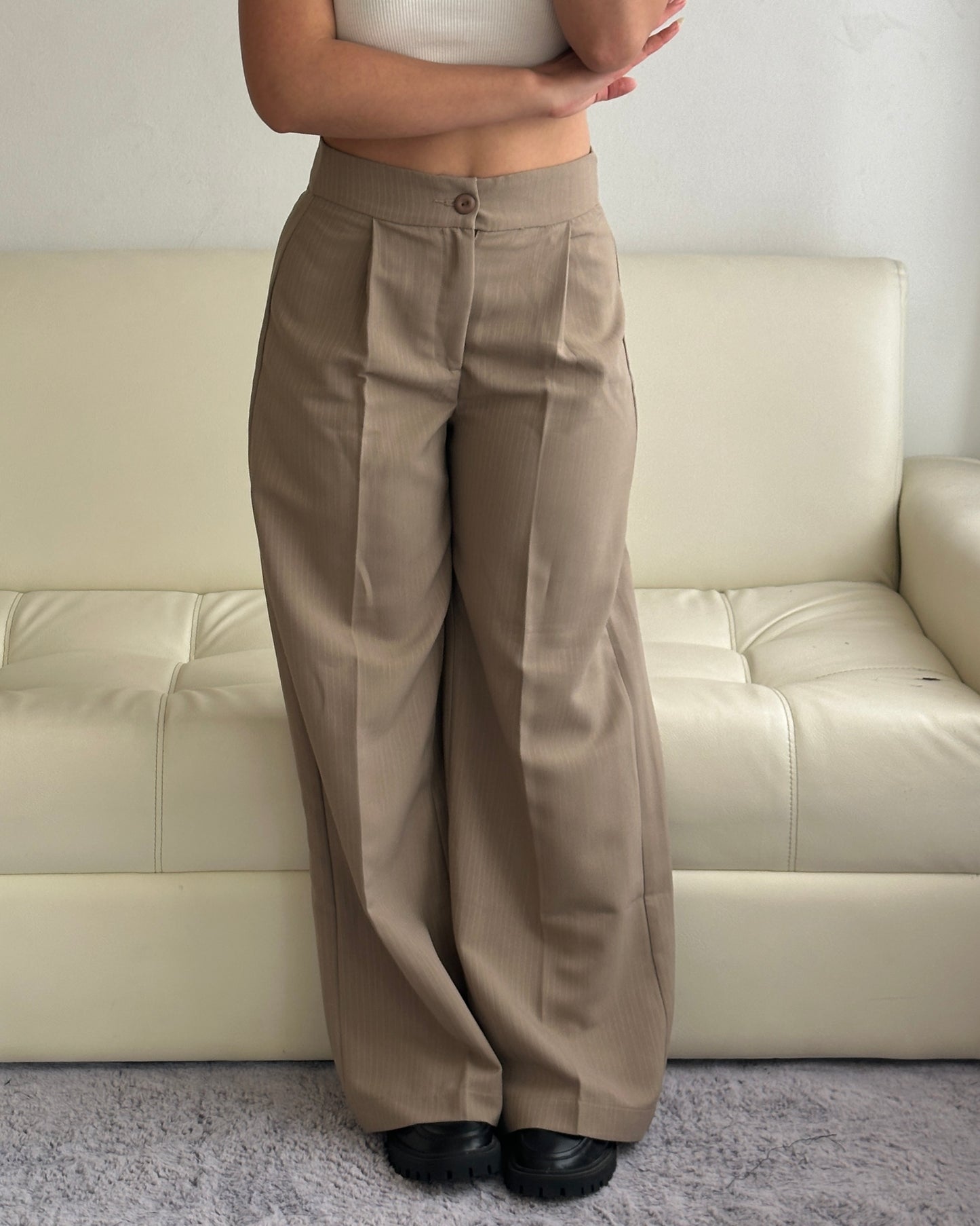 Pantalón Clásico Viena - Beige Raya Tiza